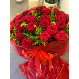 35 Rose Red Naomi